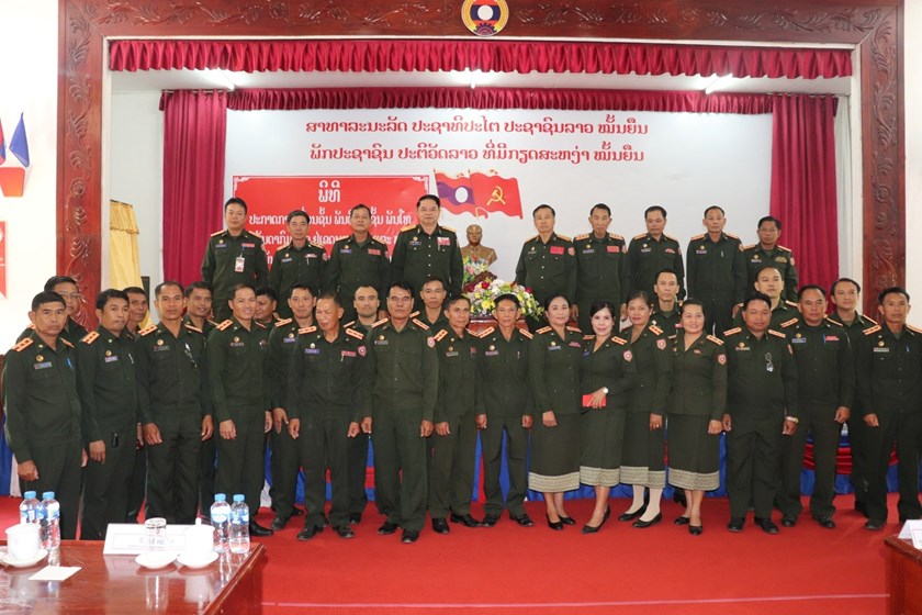 ປະກາດເລື່ອນຊັ້ນນາຍທະຫານພັນຕີ ຂຶ້ນຊັ້ນ ພັນໂທ 